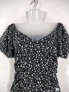 TokyoTalkies Black Printed Ruched Dress(Women's)