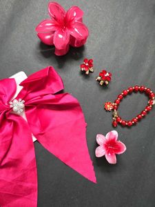 Red Accessory Set