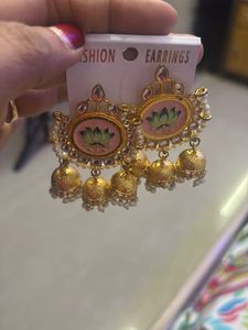 bright gold jhumka