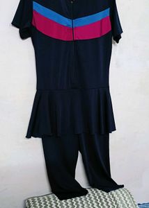Preloved|Women&#39;s Swimwear|Size: 42&#34;