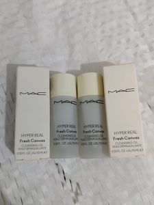M.A.C Hyper Real Fresh Canvas Cleansing Oil