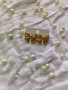 Golden Bow Earrings