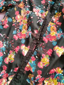 Totally New Aeropostale Handbag With Shirt