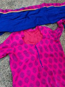 Kurta Set With Dupatta