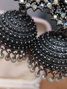 Sparkling Silver Jhumka Earrings