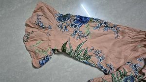 Floral Offshoulder Top