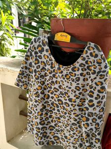 Cheetah Print T-shirt