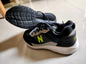 Sports Shoes