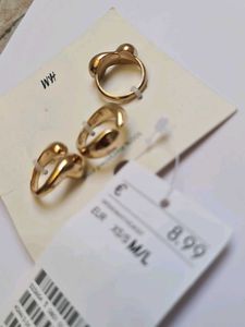 H&amp;M Gold Ring Set