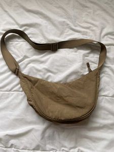 UNIQLO Spacious Sling Bag