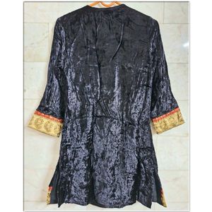 Global Desi Embellished Velvet Kurta