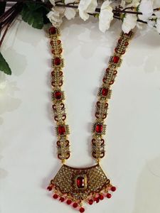 Red &amp; Gold Choker Set