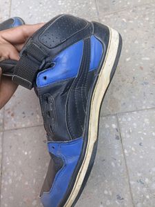 These are my puma Shoes which I Bought  before 1yr