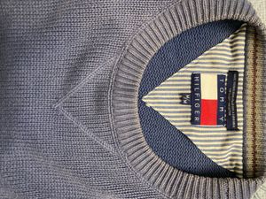 A Tommy Hilfiger
