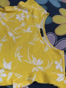 Banana Republic Top