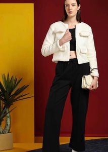 Cozy White Cropped Sweatshirt