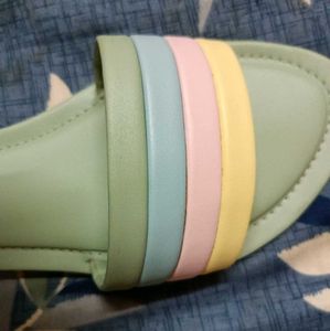 CUTE FLATS