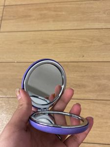 Beautiful Handy Mirror