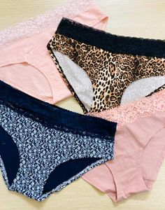 La Senza Panties Set