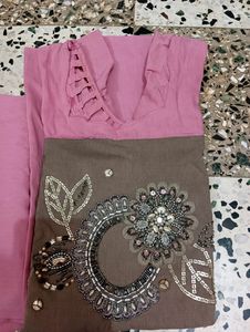 Beautiful Pink Colour Salwar Suit, Short Kurti, Designed Suit, With Beautiful Neck Design😊 Duppata i Don&#39;t Have, But Can Arrange One Stole If Anyone Wants😘