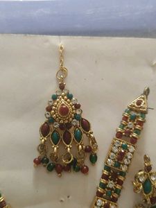Elegant Jewelry Set
