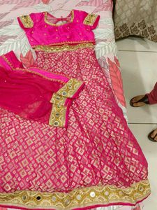 Magente Lehenga With Blouse Chunni