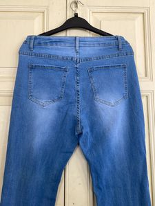 Urbanic Bootcut Jeans Stretchable
