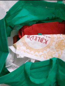 Buy Colourful Cloth Bags, Get Bubble Wraps Free