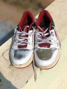 Nike Sneakers - Red &amp; White