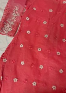 Pink Floral Embroidered Kurta UNUSED