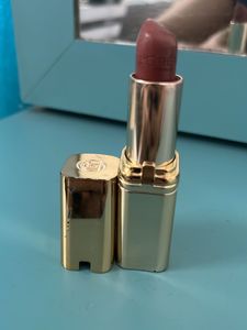 Loreal Paris Nude Brown Lipstick For Everyday Use