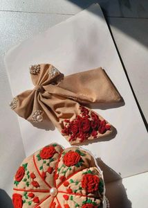 beautiful hand embroidery pearls bow