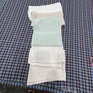 5 Pieces Of Napkin Or Thali Covers