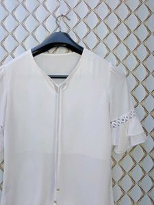 New With Tag Premium White Korean Pullover