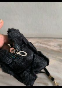 SALE🆕🎅🎄FUR POUCH