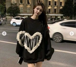 vogue Heart Patch Black Sweatshirt
