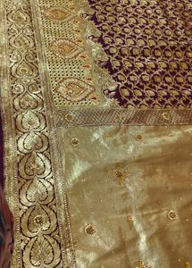 high quality Banarasi Gold &amp; Burgundy Saree 😍