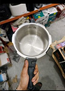 Pigeon Elite Pressure Cooker