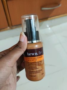 Brwn Tinted Mosturizer.
