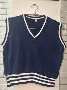 Crop Sleeveless Sweater