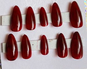 Red Nails + Glue
