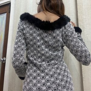 FUR neck and hand Top😍🖤