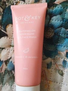 Dot And Key Watermelon Super Glow Face Wash