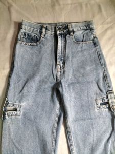 Straight Jeans