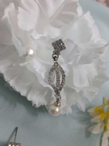 Elegant Pearl &amp; Rhinestone Drop Earrings 4 combo