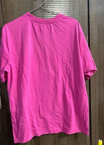 Y2k Streetwear Tee 🤩