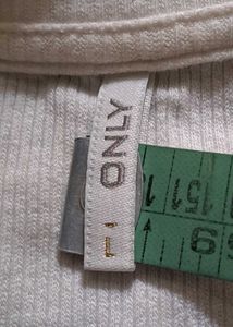 Only Side Knot Top