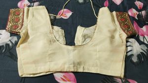 beautiful peach and cream sari with blouse