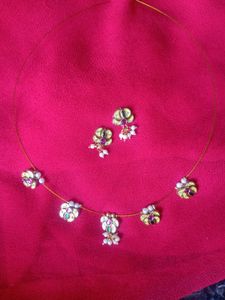 Lotus Neck Set