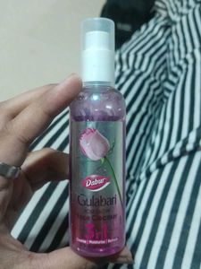 Dabur Gulabari Rose Glow Cleanser